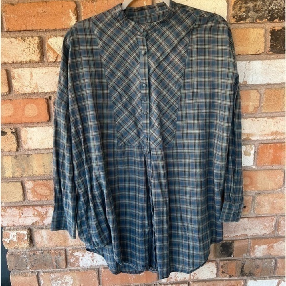 Cotelac Plaid Button Front Blouse